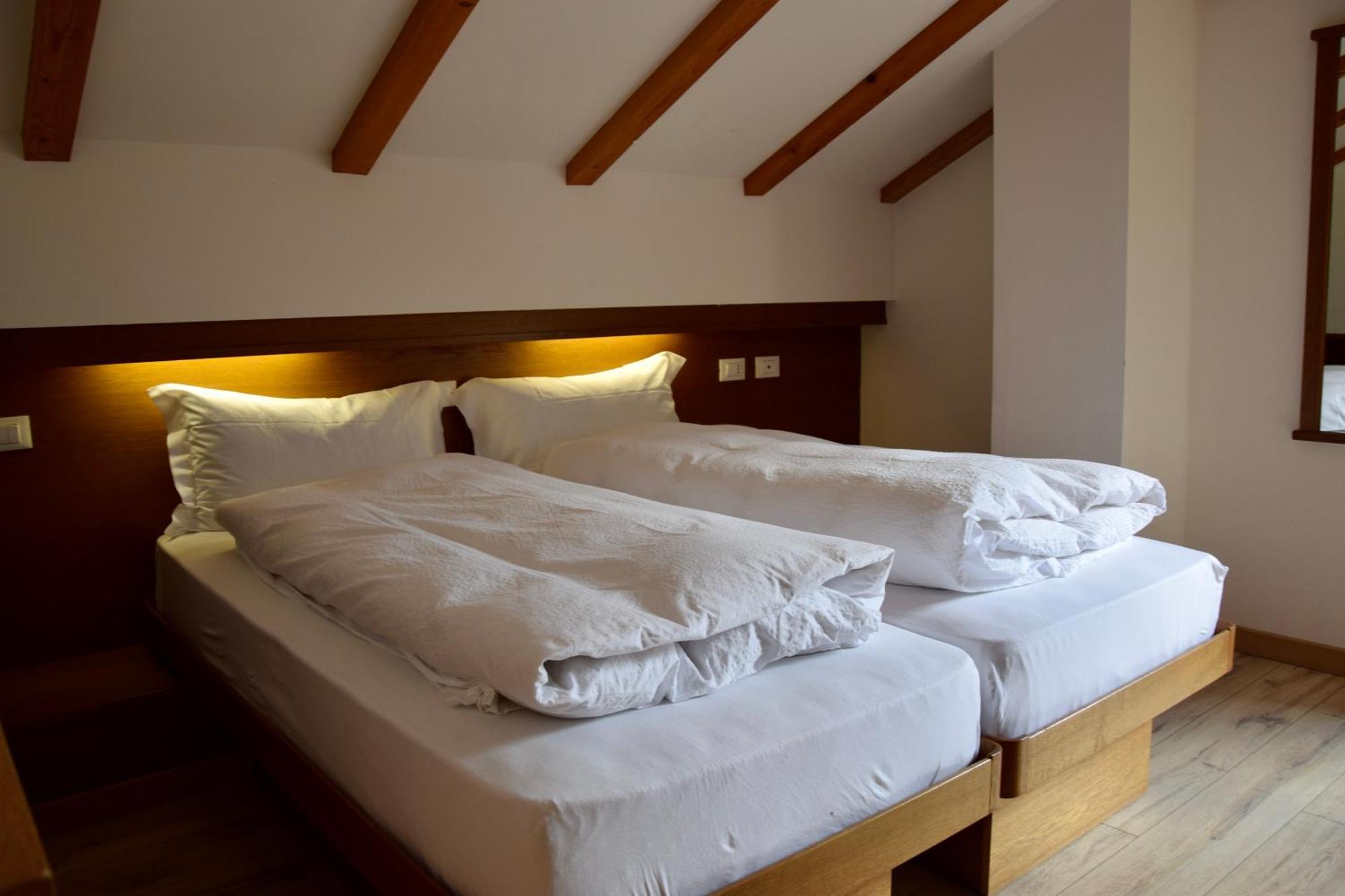 Hotel Ferrari بينْسولُ المظهر الخارجي الصورة