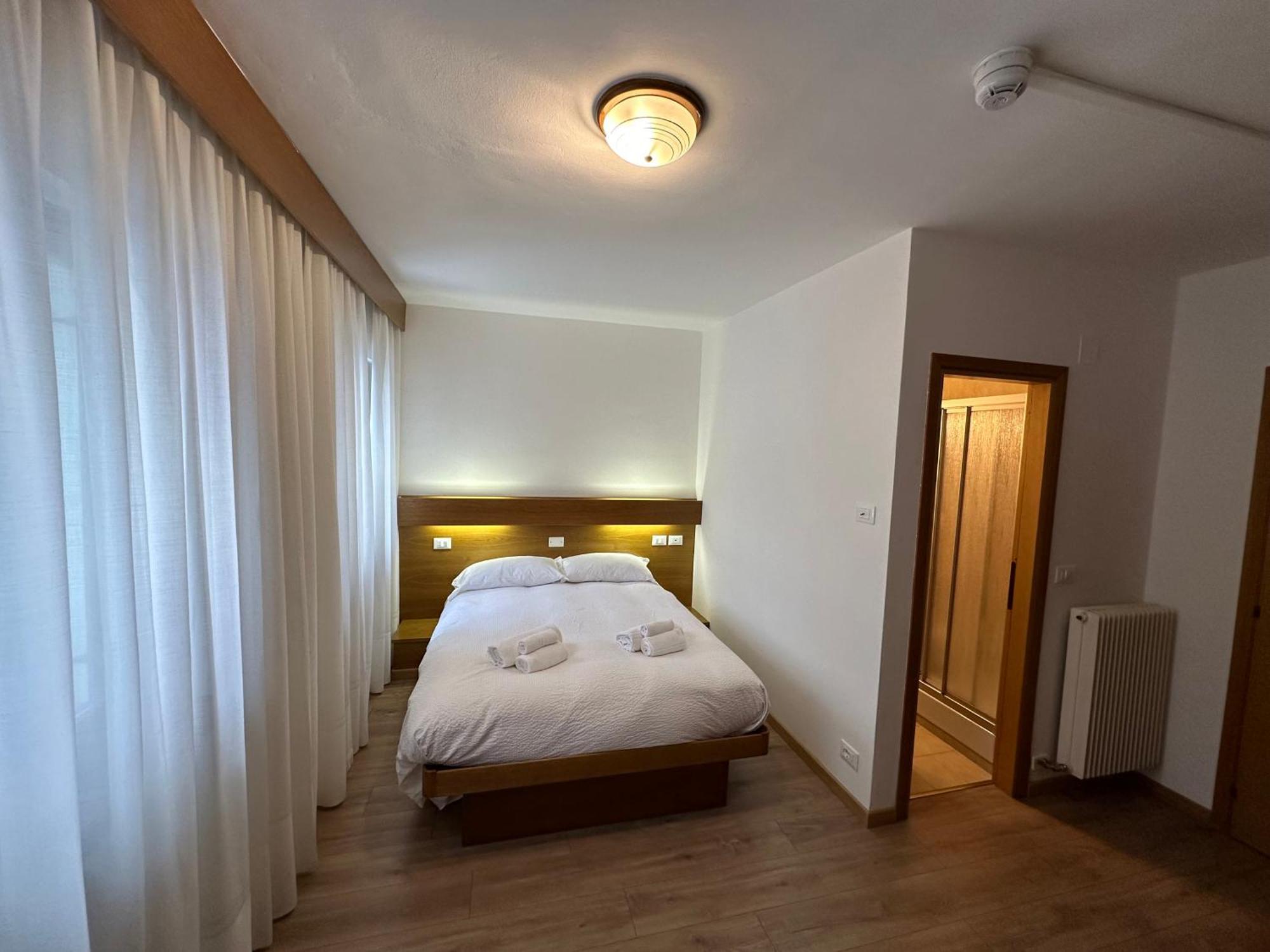 Hotel Ferrari بينْسولُ المظهر الخارجي الصورة